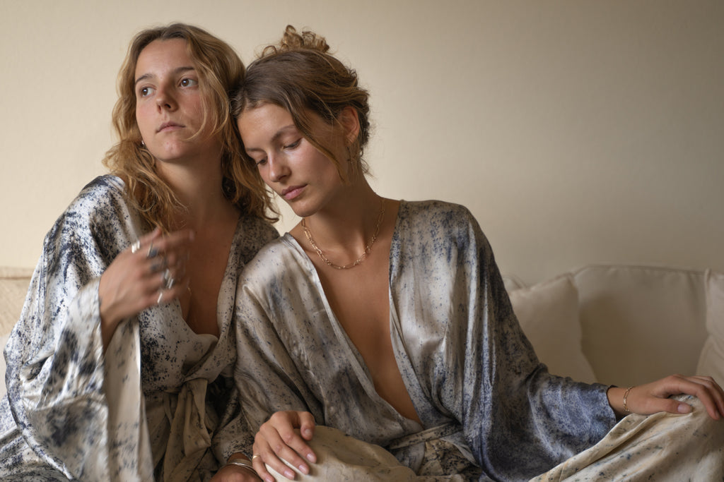 Sita Robe (earth)