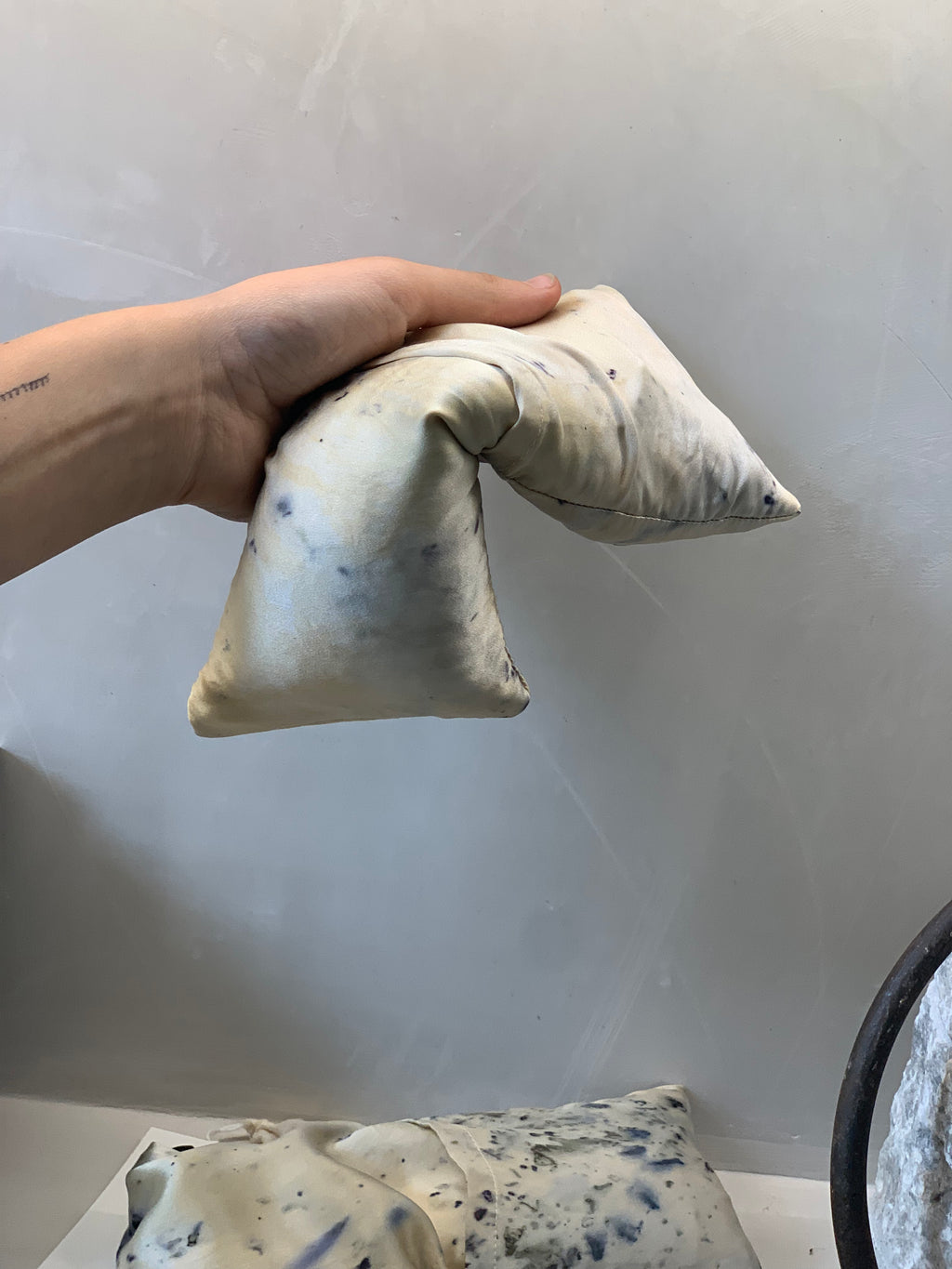 Weighted Eye Pillow (air)