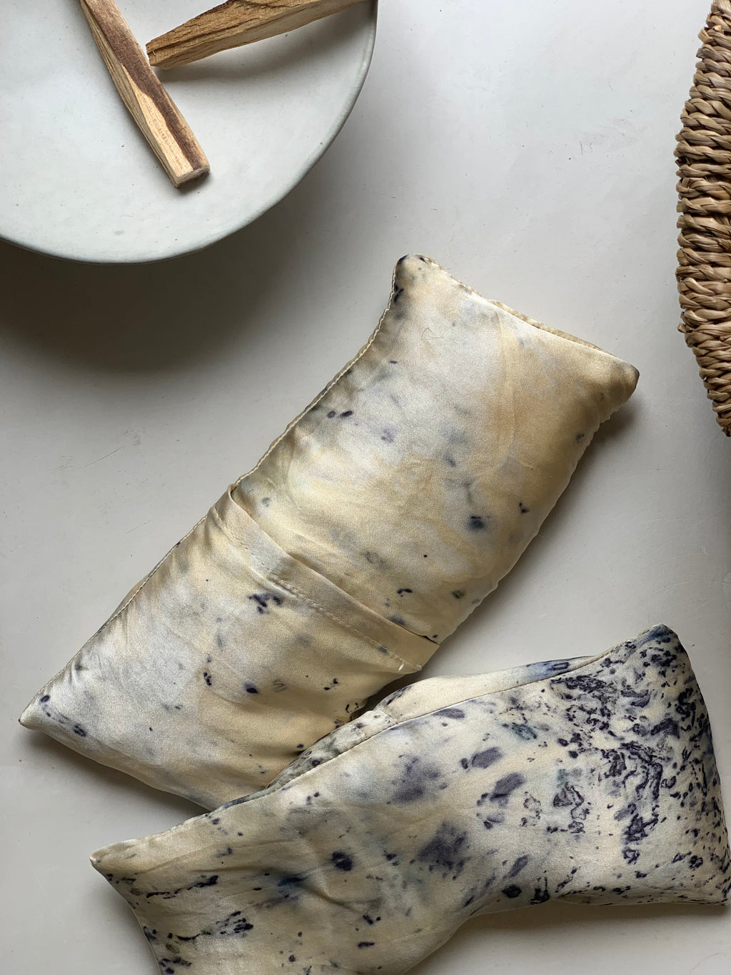 Weighted Eye Pillow (air)